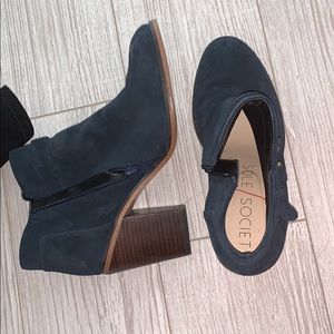 Sole society ankle boots navy blue size 8